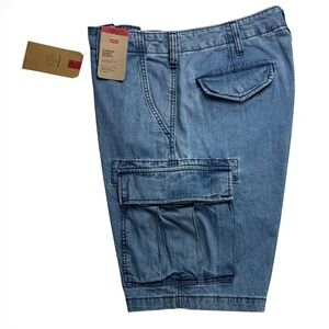 Levis Carrier Cargo denim Shorts Mens 33 Light Wash 10" inseam